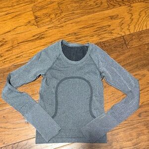 lululemon athletica Gray Long Sleeve Top